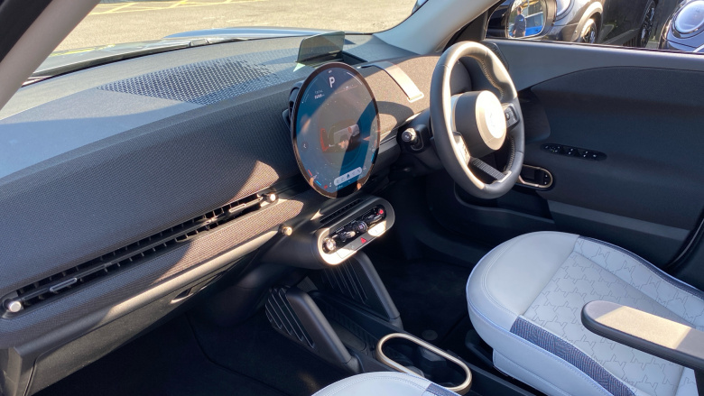 MINI Aceman 135kW E Classic 43kWh 5dr Auto Electric Hatchback